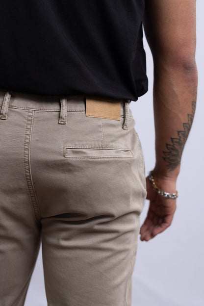 GS Chino–Hose Capuccino - Green Stitches