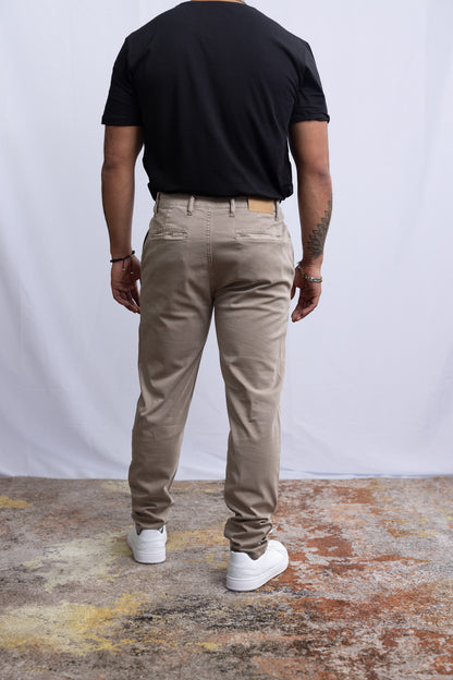 GS Chino–Hose Capuccino - Green Stitches
